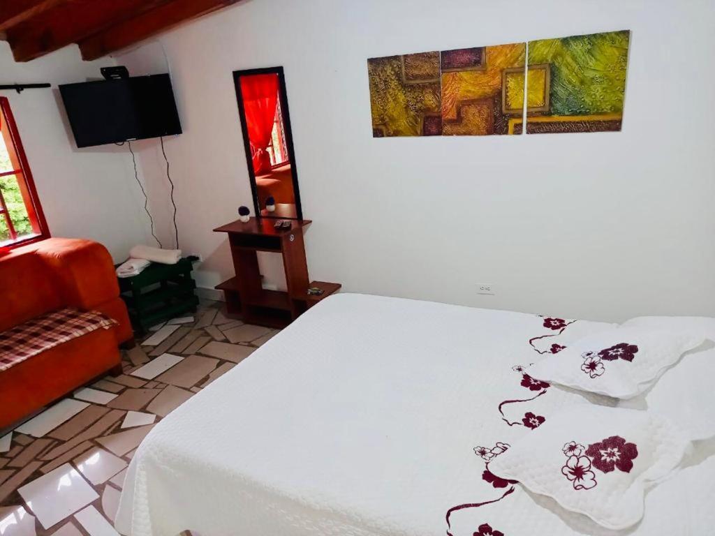 House Bed & Breakfast Guatapé Exterior foto